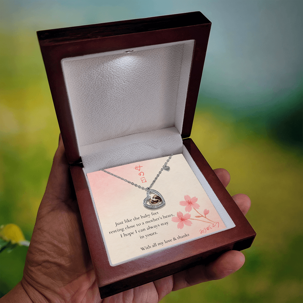 Mother’s Day Necklace – Baby Feet Heart Pendant with Japanese “Thank You” Message