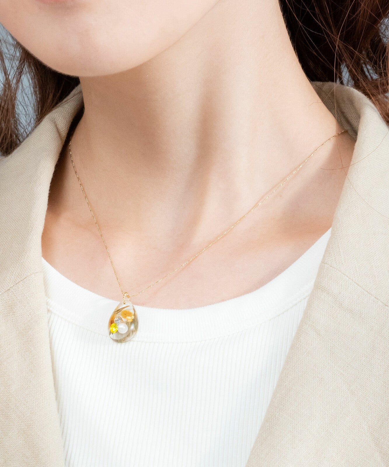 Birthstone Color Pendant with Dried Flowers